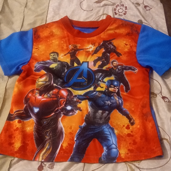 Marvel Other - Boys Marvel Avengers Shirt